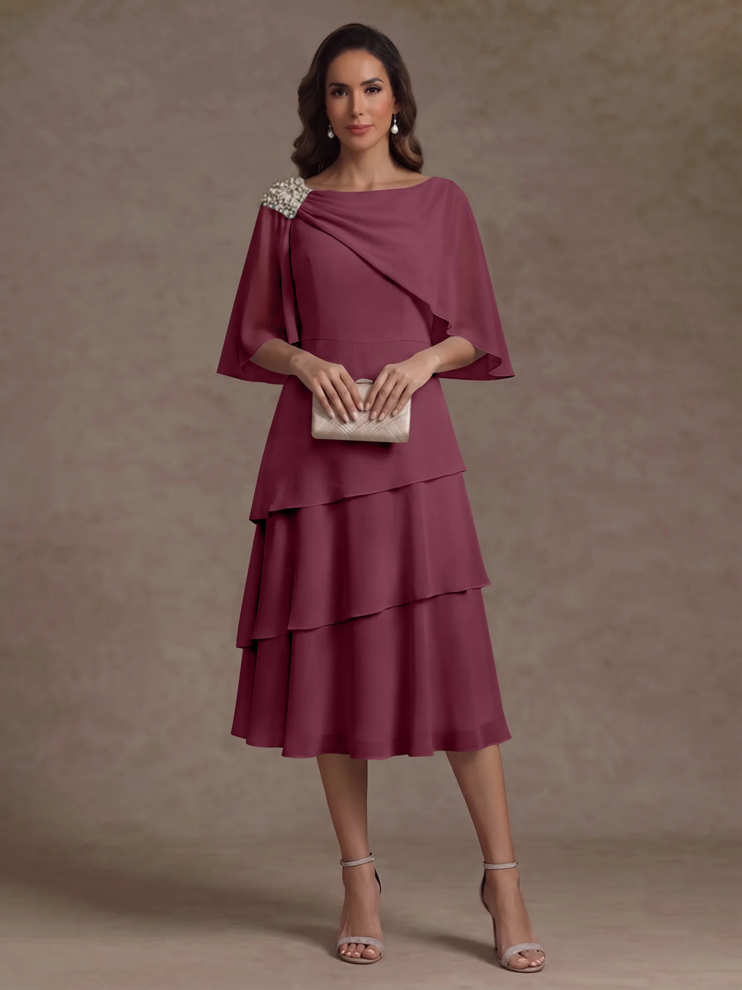 Robe Mère de la Mariée en Mousseline, Col Bateau, Ligne A/Princesse, Longueur Midi, Manches Cape, à Volants