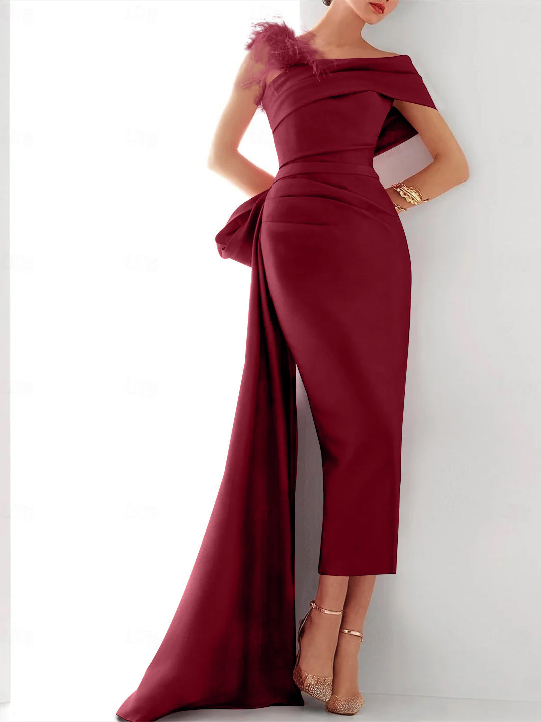 Robe de Soirée Fourreau/Colonne à Une Épaule Sans Manches, Traîne à Balayage/Pinceau, Robe Élégante en Satin avec Nœud(S) en Plumes