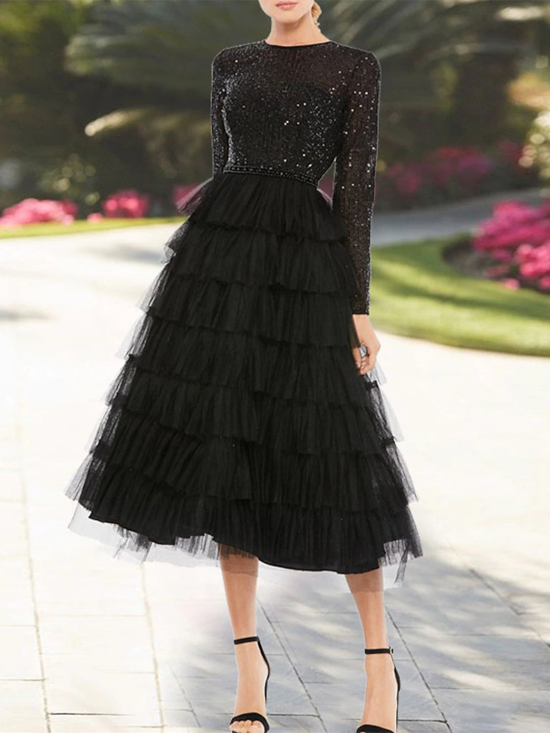 Robe de Mère de la Mariée Coupe A-Line à Manches Longues et Col Bijou avec Sequins à Plusieurs Niveaux