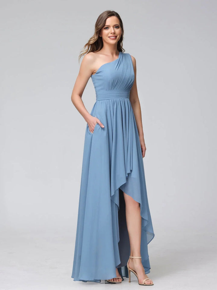 Ligne A/PrincesseUne Épaule Sans Manches Asymétrique Bridemaid Robes avec Poches