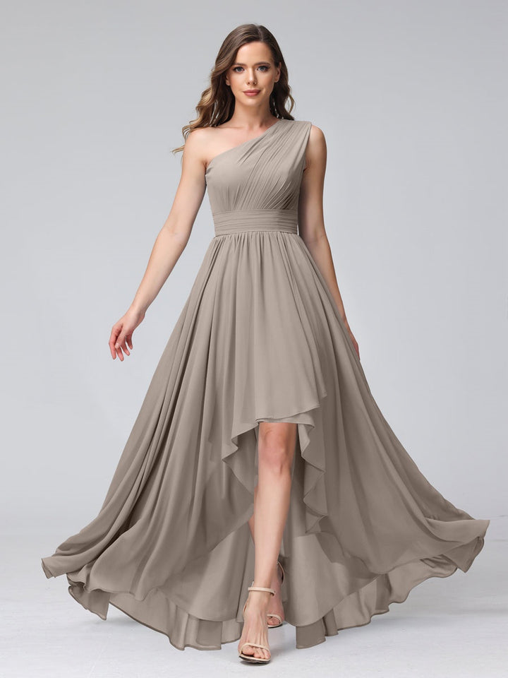 Ligne A/PrincesseUne Épaule Sans Manches Asymétrique Bridemaid Robes avec Poches