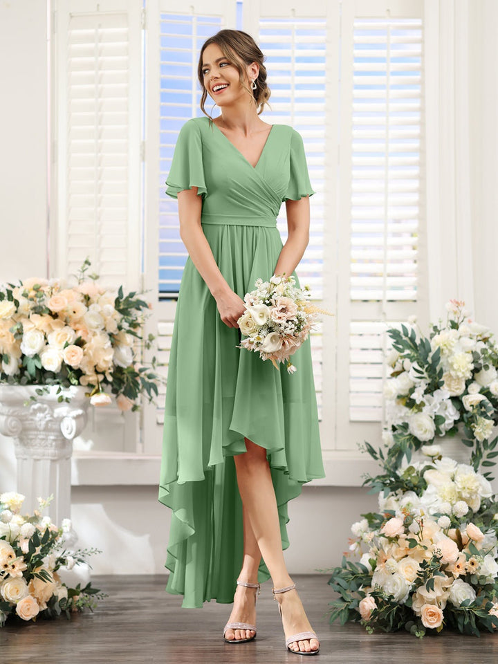 Ligne A/Princesse Col en V Manches Courtes Asymétrique Mousseline Robes de Demoiselle d'Honneur avec Ruché
