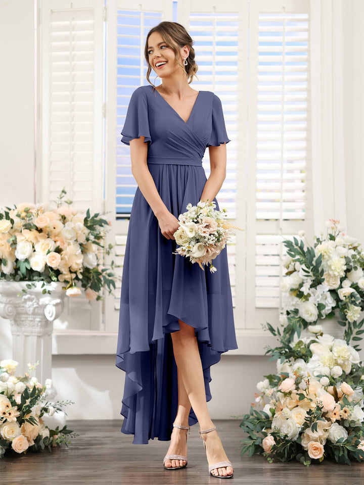 Ligne A/Princesse Col en V Manches Courtes Asymétrique Mousseline Robes de Demoiselle d'Honneur avec Ruché