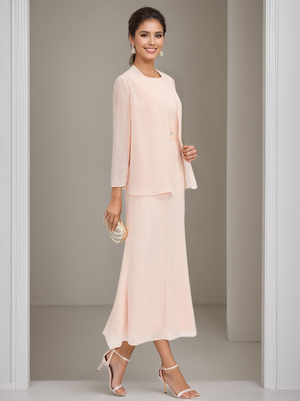 Gaine/Colonne Collier Bijou Tea Length Robes Mère de La Mariée avec veste & Perles