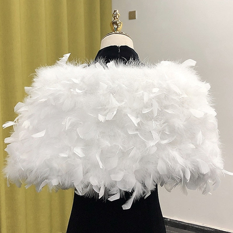 Châles/Enveloppes de Mariée Sans Manches pour Femmes avec Couleur Pure et Plumes/Fourrure