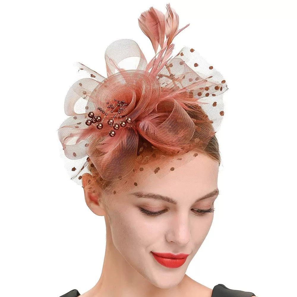 Bandeau femme thé fluo cocktail plume pince à cheveux Kentucky Derby mariage fascinateurs chapeau