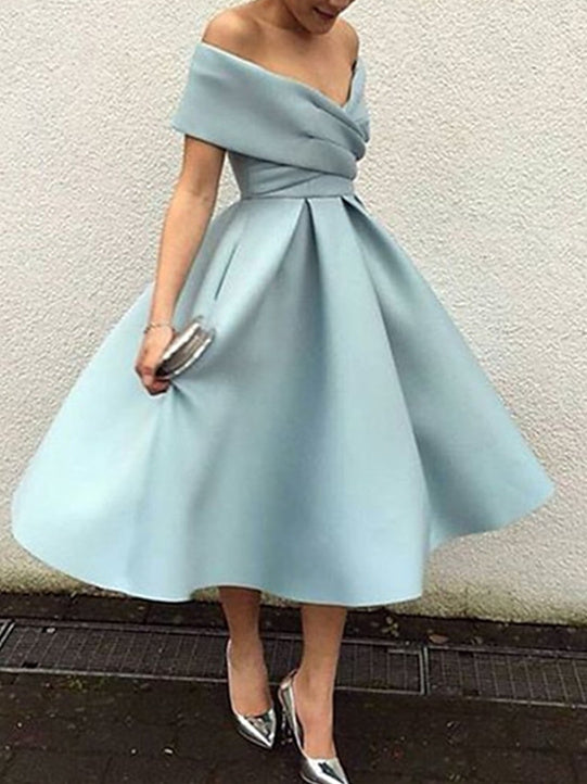Robe de Bal Trapèze/Princesse à Épaules Dénudées et Longueur Thé