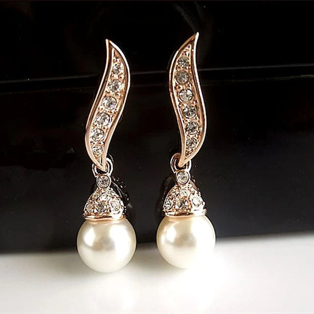 Ensemble de Bijoux de Mariée Style Vintage en Perle Imitée Blanche - Collier et Boucles d'Oreilles 2 Pièces