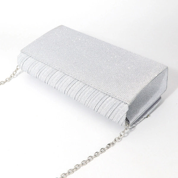 Pochettes et Sacs de Soirée Charmants, Délicats et Brillants