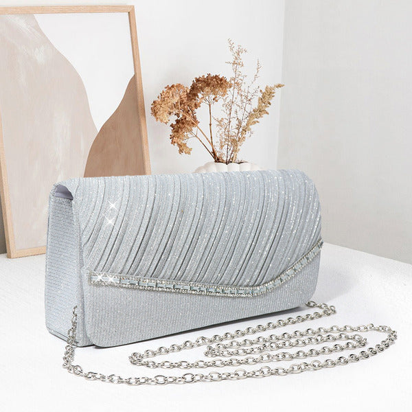 Pochettes et Sacs de Soirée Charmants, Délicats et Brillants
