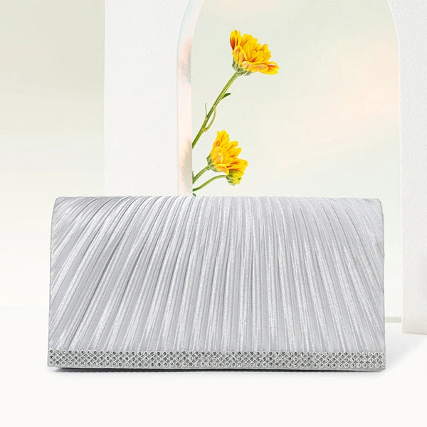 Charmantes Pochettes Raffinées