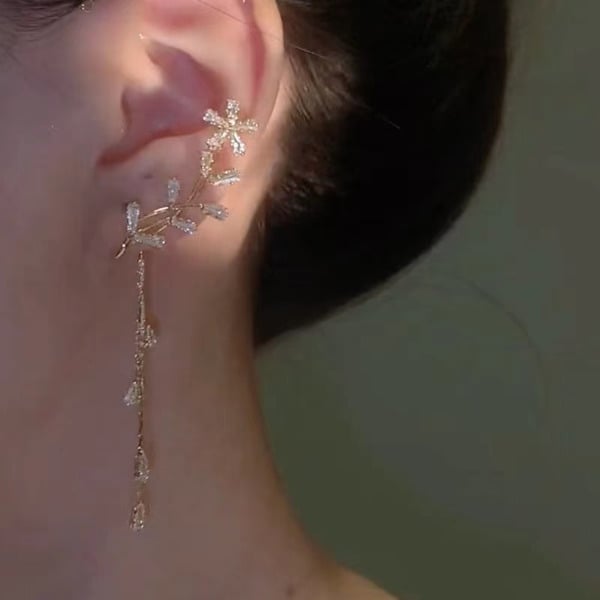 Manchette d'oreille classique avec strass/glands