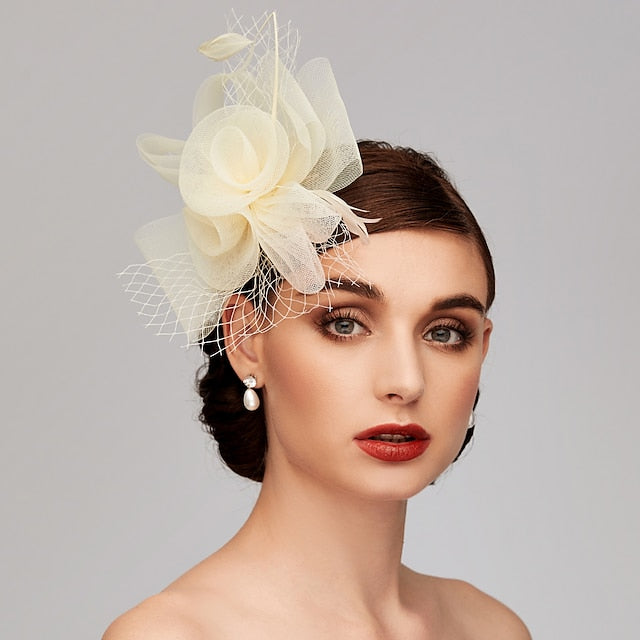 Élégant Chapeau Fascinateur en Tulle à Mailles en Filet avec Bandeau à Clip et Nœud
