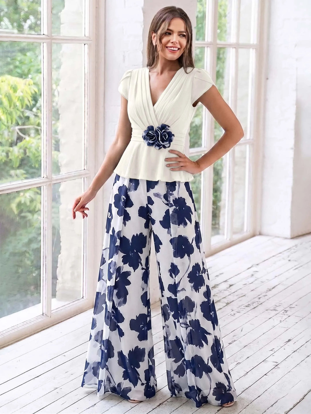 Ensemble Pantalon de Mère de la Mariée à Fleurs, Coupe A-Line/Princesse, Col en V, Manches Courtes, Longueur Au Sol, Motif Floral