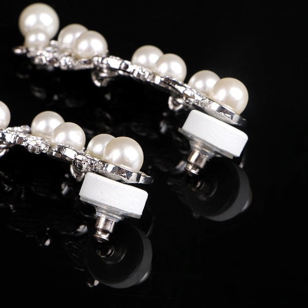 Boucles d'oreilles luxueuses en zircone cubique/perle