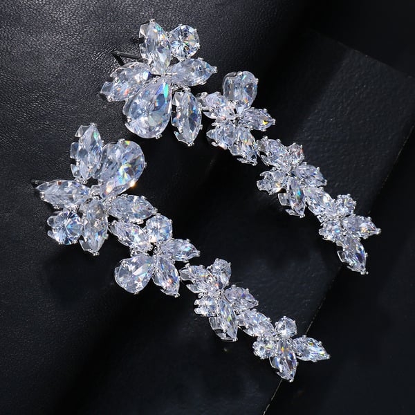 Boucles d'oreilles luxueuses marquise en strass