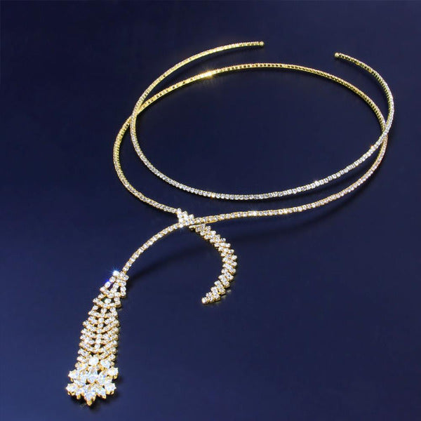 Collier luxueux en strass