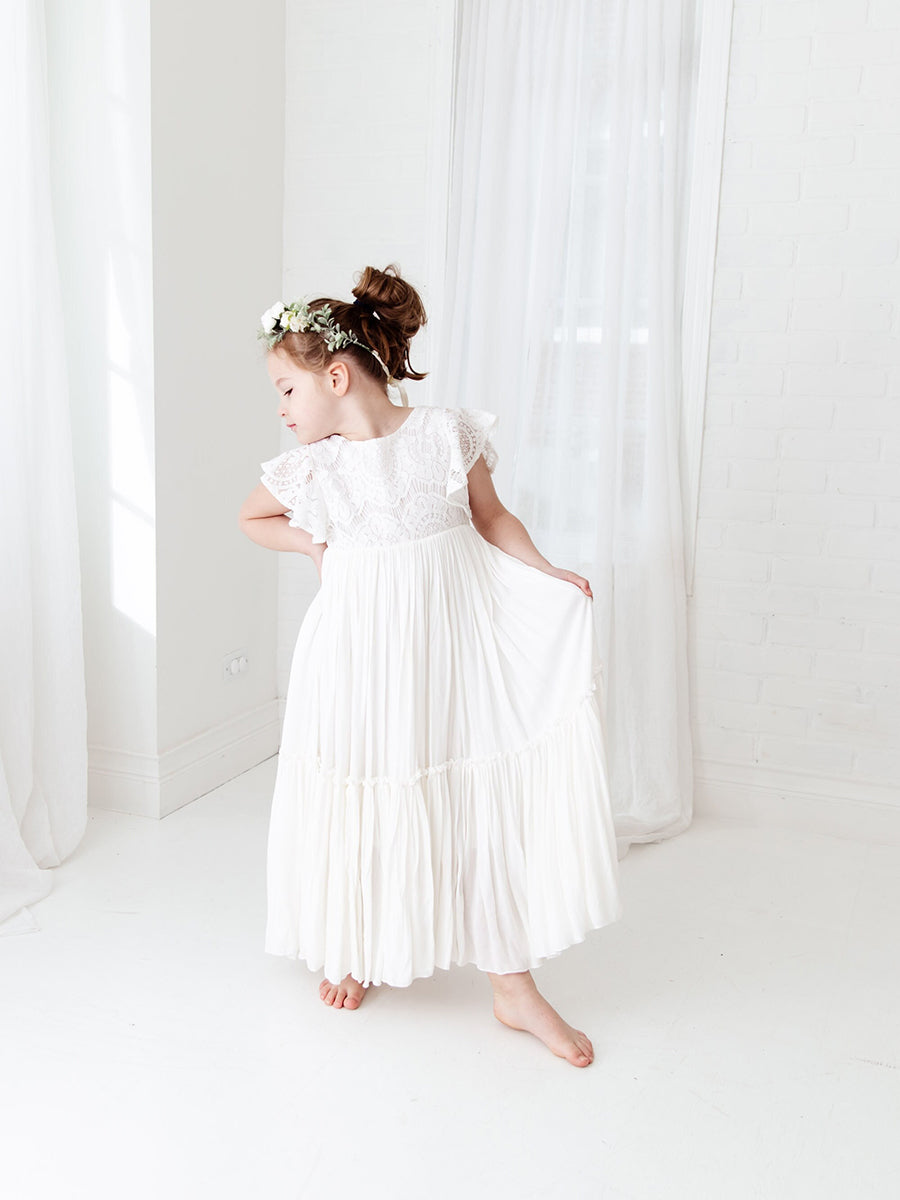 Jolies Robes de Demoiselle D'Honneur Sans Manches à Col Rond et Coupe Princesse avec Appliques et Plis