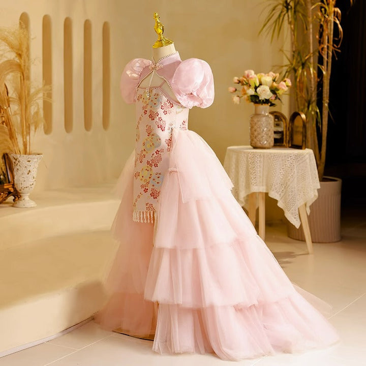 Robe de Demoiselle D'Honneur Traditionnelle à Col Haut et Broderies Hautes-Bas avec Perles