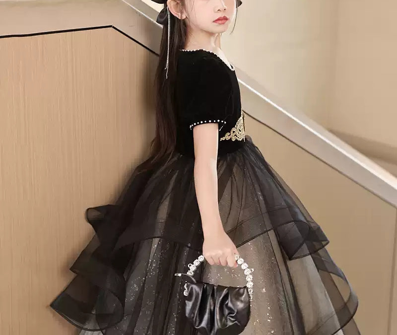 Robe de Soirée pour Fille à Col Carré et Manches Courtes avec Perles et Ceinture en Strass