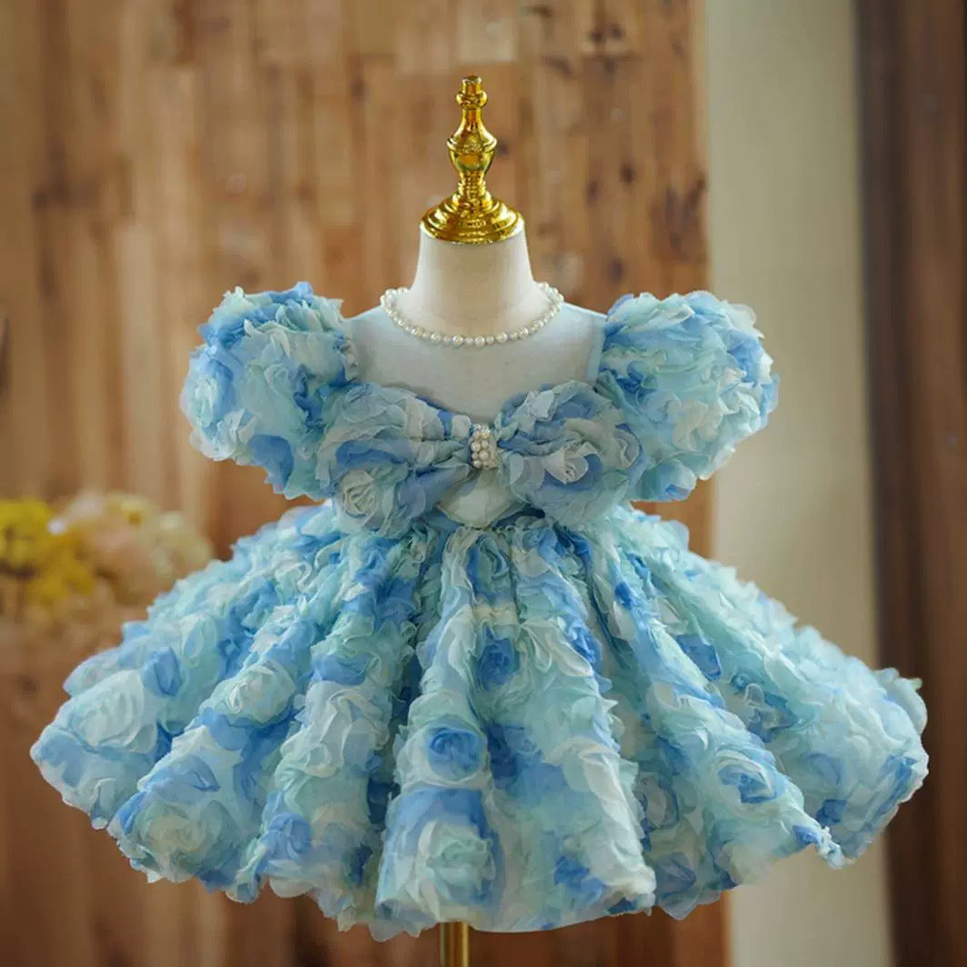 Robe Bébé Fille à Col Rond, Manches Courtes, Longueur Genou, avec Perles et Fleurs Froncées