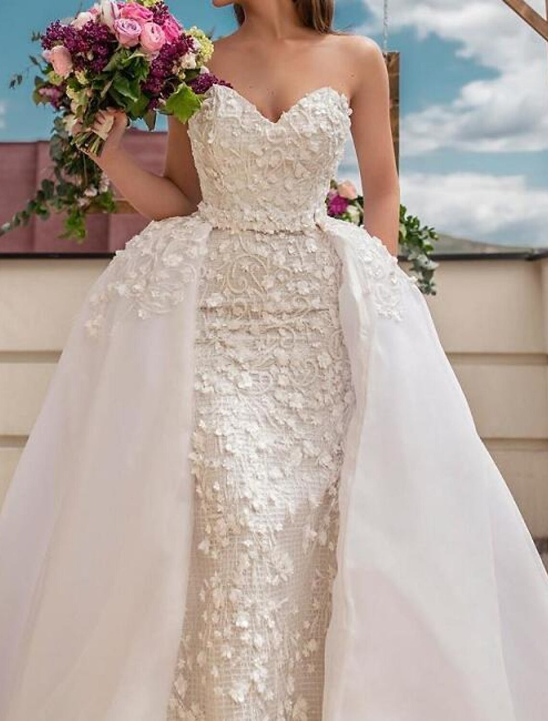 Robe de bal sans bretelles longueur au sol robe de mariée en dentelle