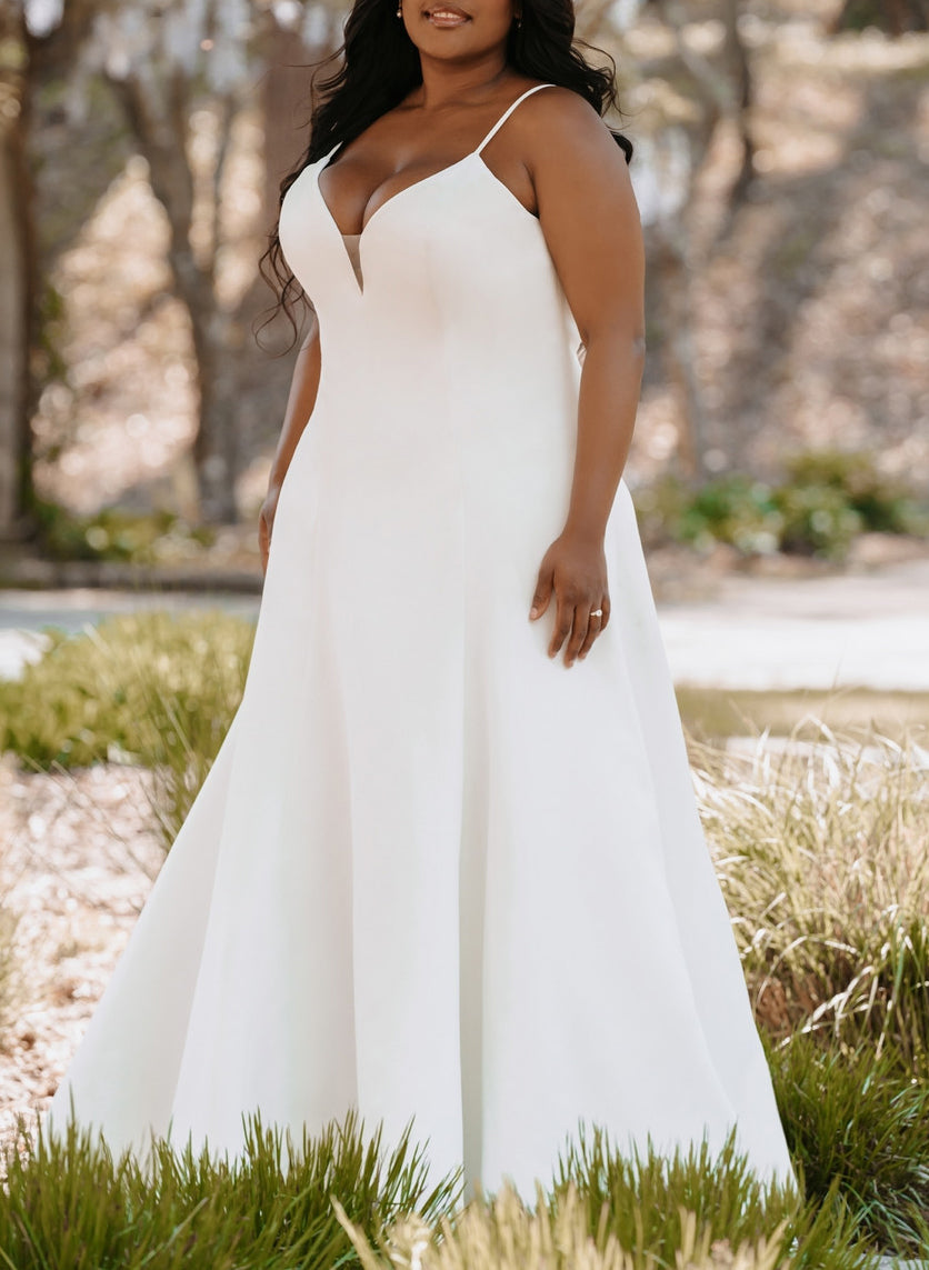 Forme Princesse Bretelles spaghetti Col en V Robe de mariée grande taille