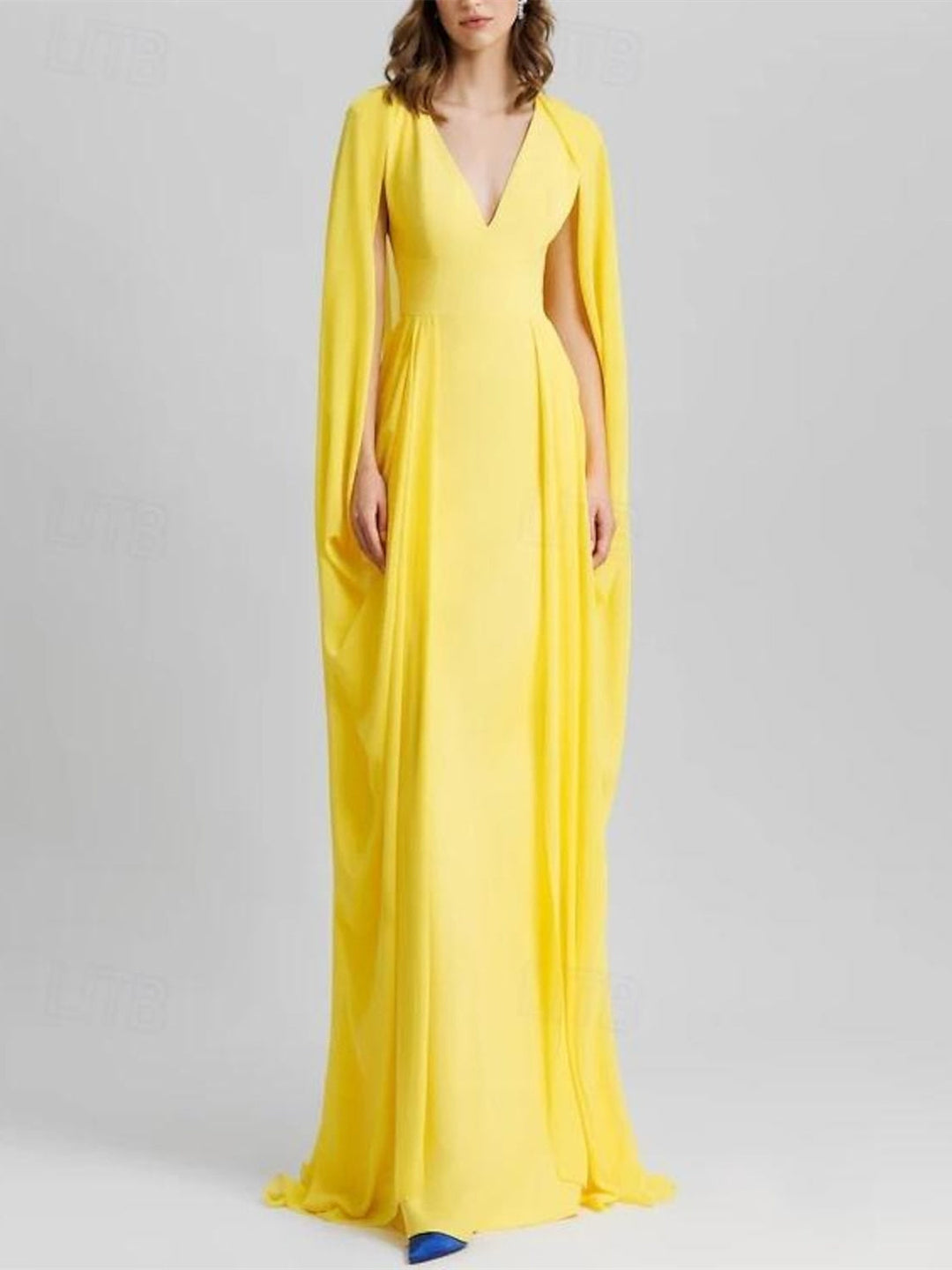 Gaine/Colonne Floor Length Sans Manches Col en V Robes d'Invité de Mariage  Stretch Mousseline avec Shawl