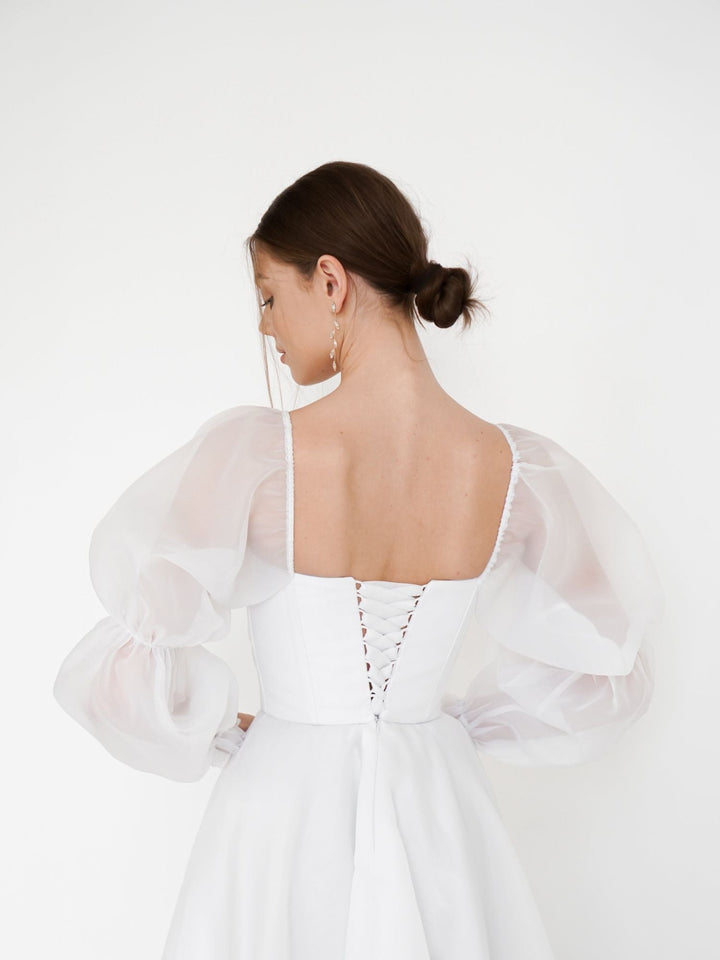 Robe de Mariée Trapèze/Princesse à Encolure Dégagée et Manches Longues en Dentelle