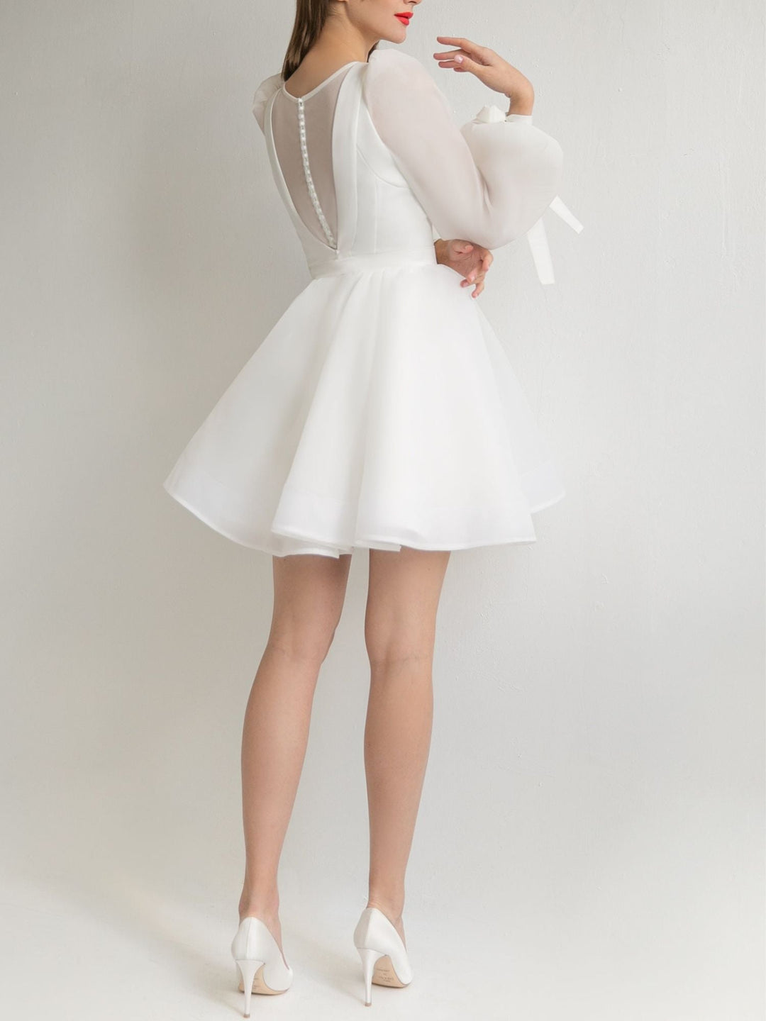Robe de Mariée Courte à Manches Longues et Col Rond, Coupe A-Line/Princesse
