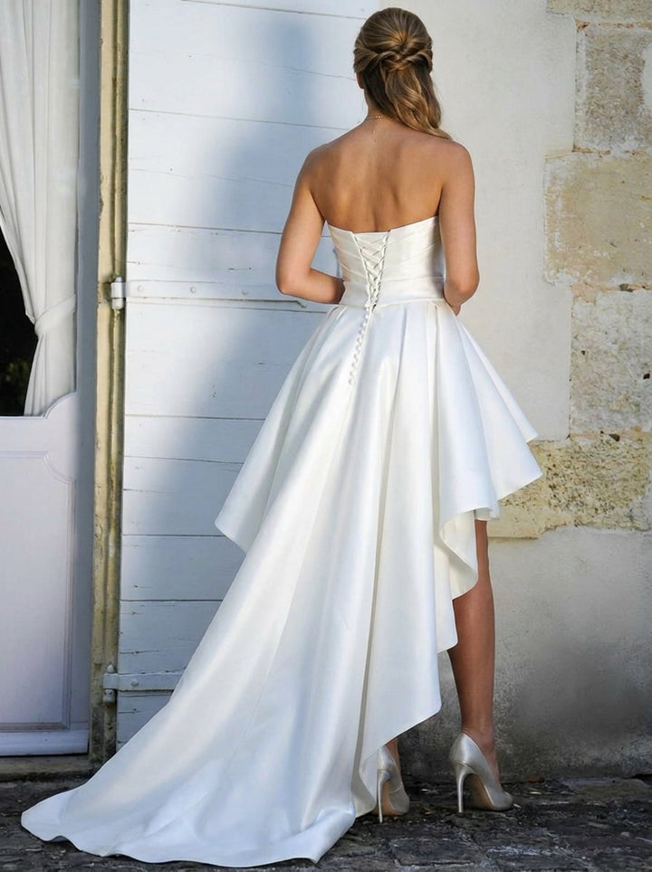 Robe De Mariée Forme A/Princesse, Décolleté Cœur, Sans Manches, Coupe Asymétrique, Avec Volants Et Ceinture
