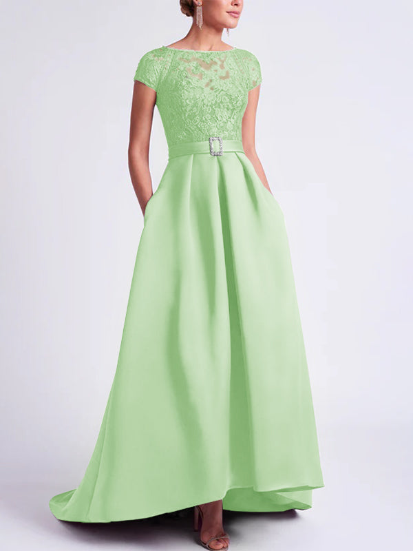Robes de Mère de la Mariée Asymétriques à Manches Courtes et Coupe Princesse