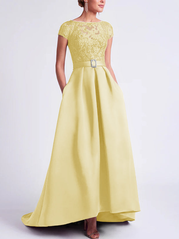 Robes de Mère de la Mariée Asymétriques à Manches Courtes et Coupe Princesse