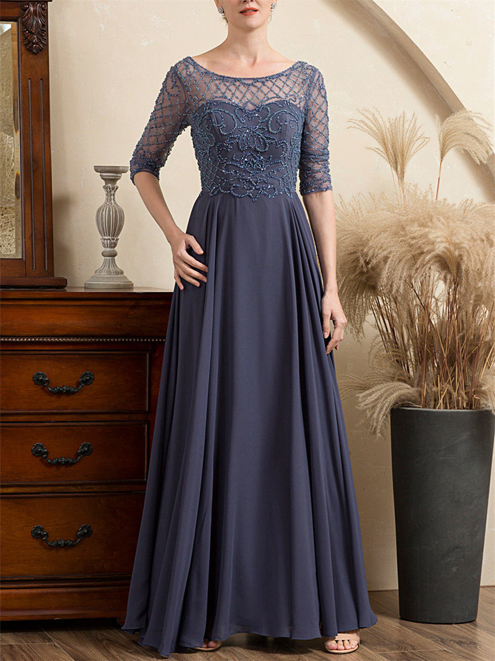 Robe de Mère de la Mariée en Tulle à Manches Courtes et Col en V avec Perles