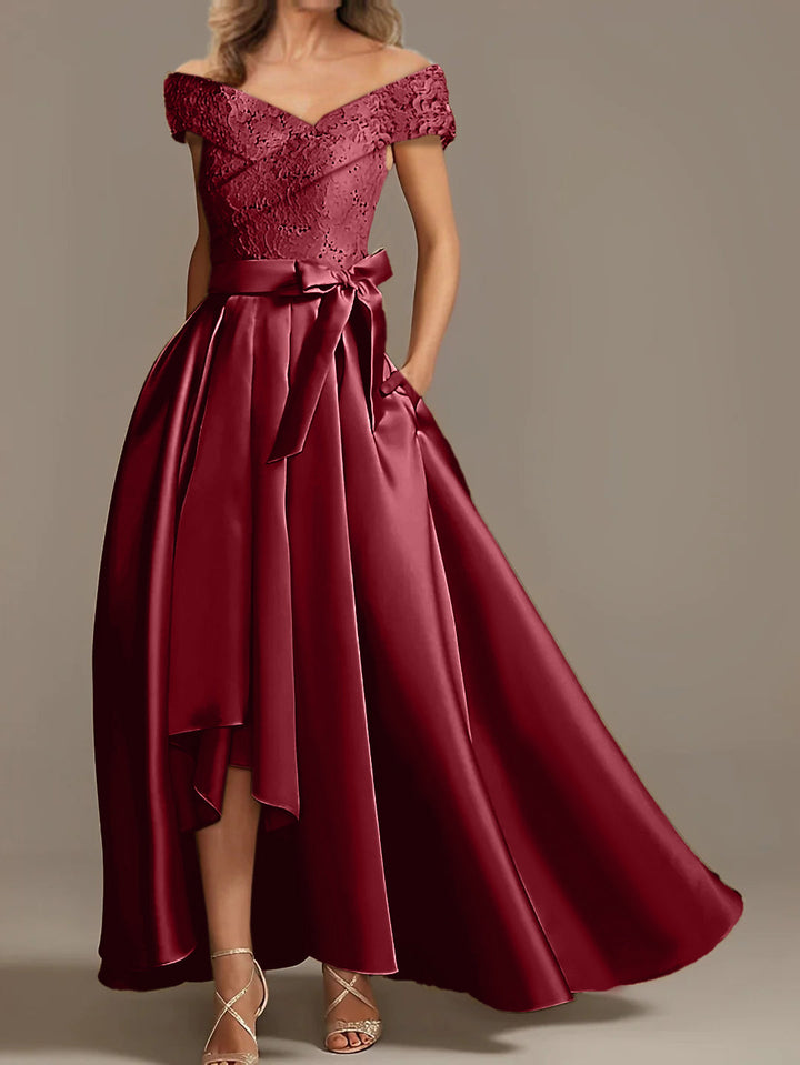 Robes de Mère de la Mariée Asymétriques à Épaules Dénudées, Coupe A-Line/Princess, avec Volants