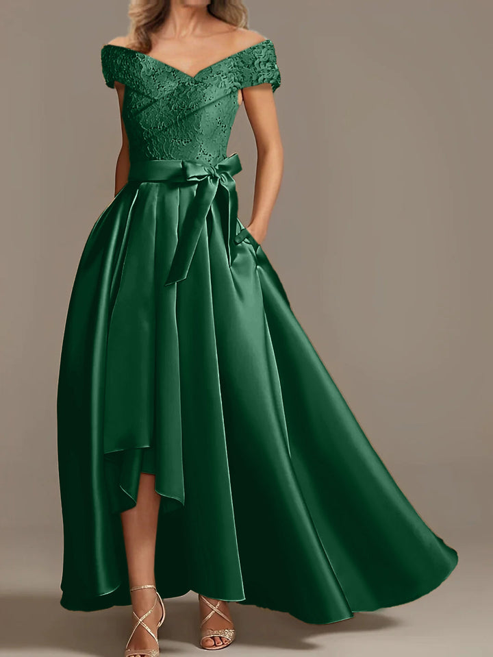 Robes de Mère de la Mariée Asymétriques à Épaules Dénudées, Coupe A-Line/Princess, avec Volants
