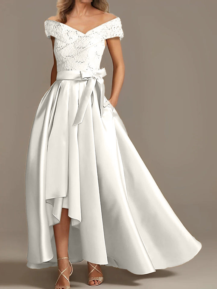 Robes de Mère de la Mariée Asymétriques à Épaules Dénudées, Coupe A-Line/Princess, avec Volants