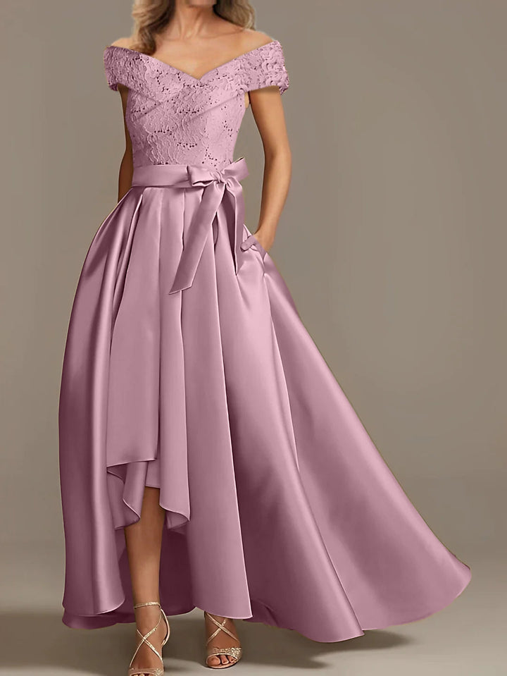 Robes de Mère de la Mariée Asymétriques à Épaules Dénudées, Coupe A-Line/Princess, avec Volants