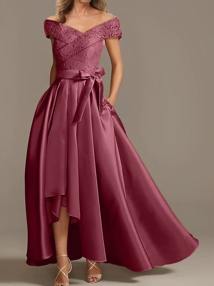 Robes de Mère de la Mariée Asymétriques à Épaules Dénudées, Coupe A-Line/Princess, avec Volants