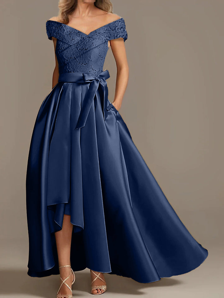 Robes de Mère de la Mariée Asymétriques à Épaules Dénudées, Coupe A-Line/Princess, avec Volants