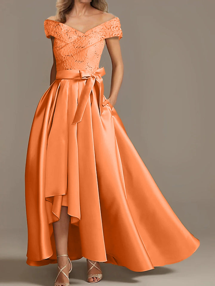 Robes de Mère de la Mariée Asymétriques à Épaules Dénudées, Coupe A-Line/Princess, avec Volants