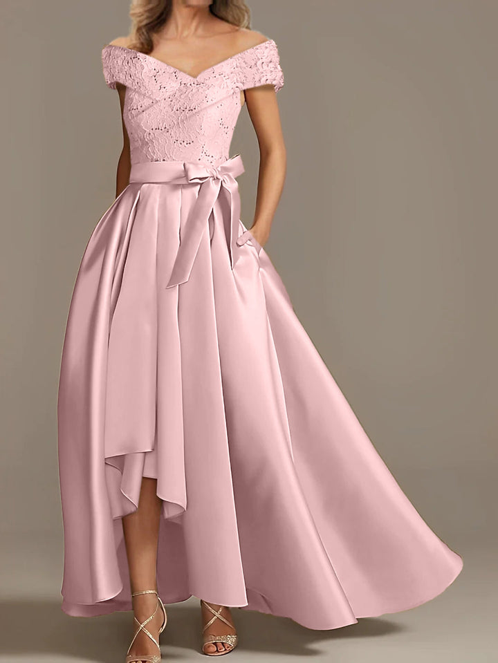 Robes de Mère de la Mariée Asymétriques à Épaules Dénudées, Coupe A-Line/Princess, avec Volants