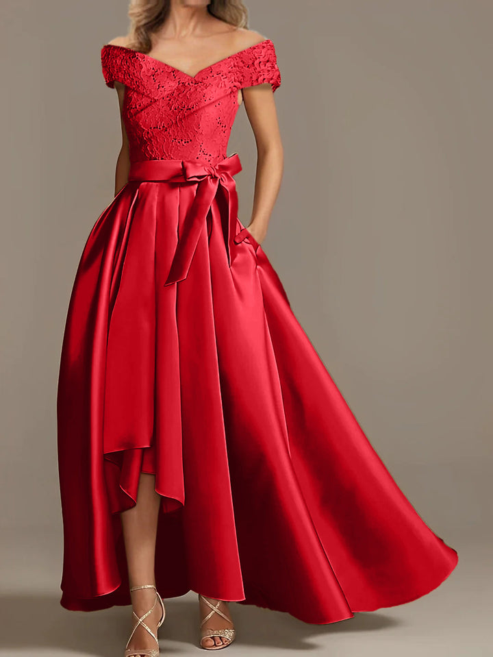 Robes de Mère de la Mariée Asymétriques à Épaules Dénudées, Coupe A-Line/Princess, avec Volants