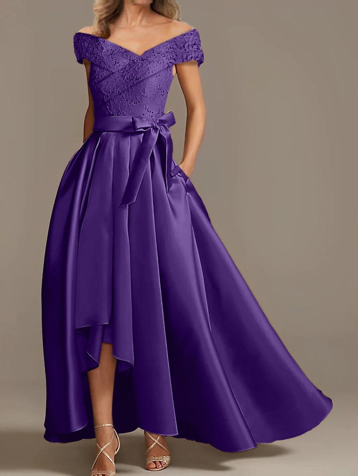 Robes de Mère de la Mariée Asymétriques à Épaules Dénudées, Coupe A-Line/Princess, avec Volants