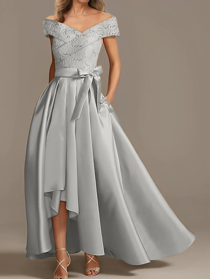 Robes de Mère de la Mariée Asymétriques à Épaules Dénudées, Coupe A-Line/Princess, avec Volants