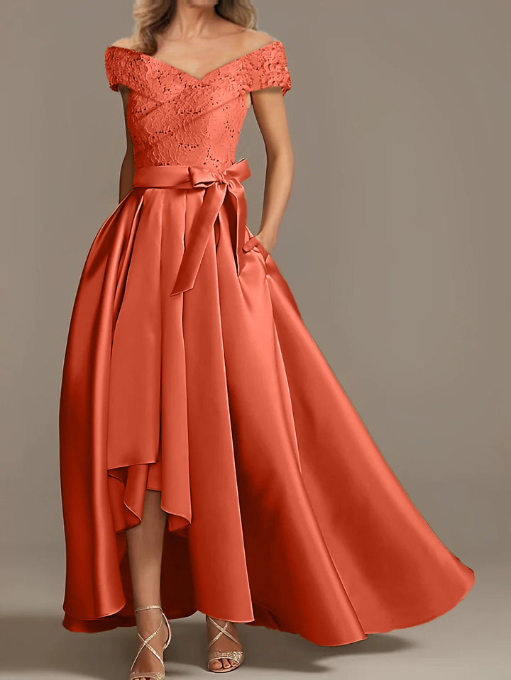 Robes de Mère de la Mariée Asymétriques à Épaules Dénudées, Coupe A-Line/Princess, avec Volants