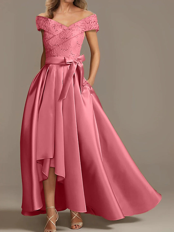 Robes de Mère de la Mariée Asymétriques à Épaules Dénudées, Coupe A-Line/Princess, avec Volants