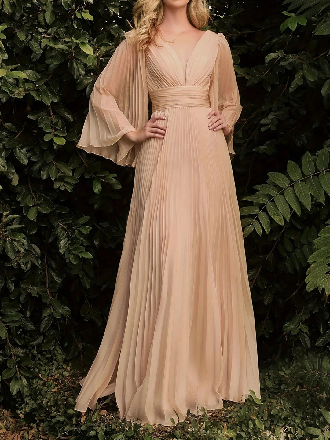Robe de Mariée Trapèze/Princesse à Col en V, Manches Longues, Longueur Au Sol, avec Plis