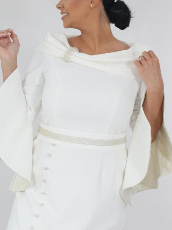 Robe de Mère de la Mariée Grande Taille à Manches 3/4, Longueur Genou, avec Ceinture et Perles