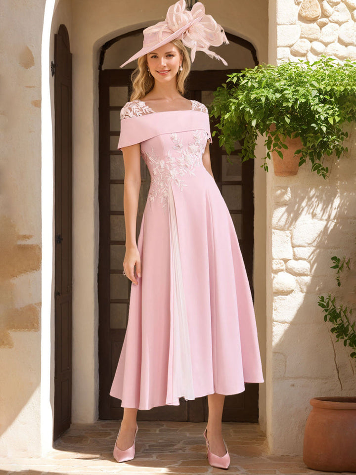 Robe De Mère De La Mariée Coupe A-Line/Princesse, Col Carré, Manches Courtes, Volants Et Appliqués